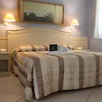 Conchiglia Azzurra Hotel&beach 4*