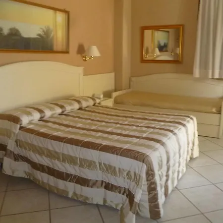 Szálloda Conchiglia Azzurra & Porto Cesareo