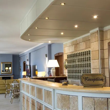 Conchiglia Azzurra & 4*