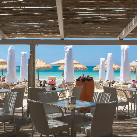 Conchiglia Azzurra & 4* פורטו צ'זראו