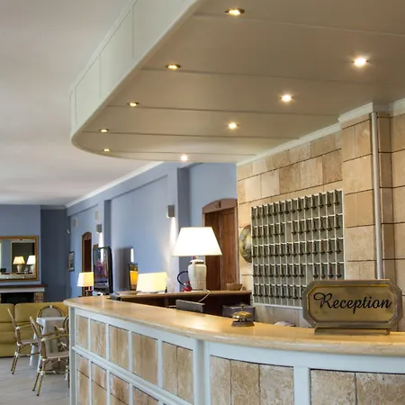 Conchiglia Azzurra & פורטו צ'זראו