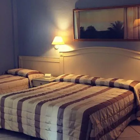 Conchiglia Azzurra & מלון פורטו צ'זראו