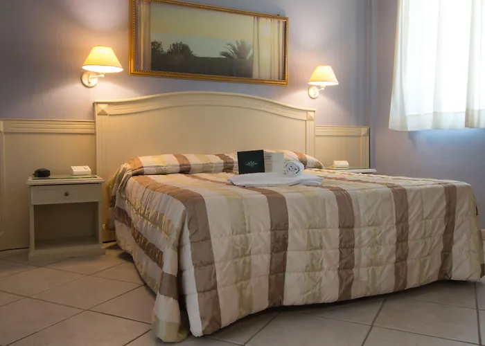 Conchiglia Azzurra Hotel&beach 4*