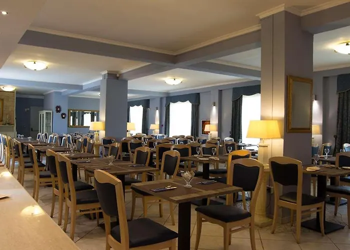 فندق Conchiglia Azzurra & 4*